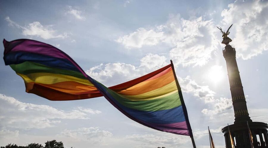 Street Art & Berlin Gay, Queer, Trans History + Free Gay Map - Key points at a glance