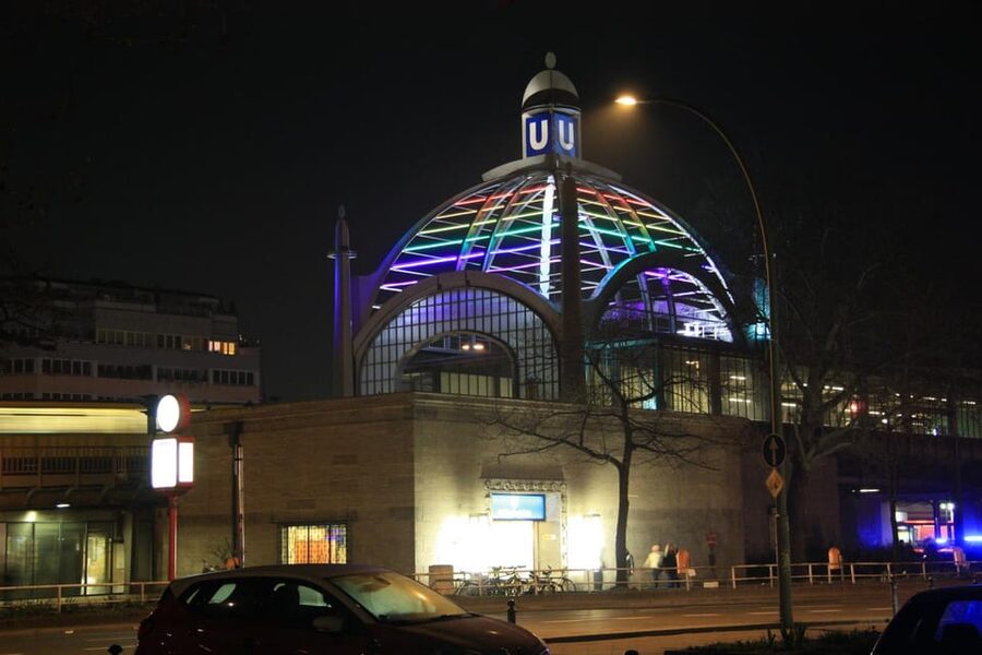 Street Art & Berlin Gay, Queer, Trans History + Free Gay Map - Practical details before you book