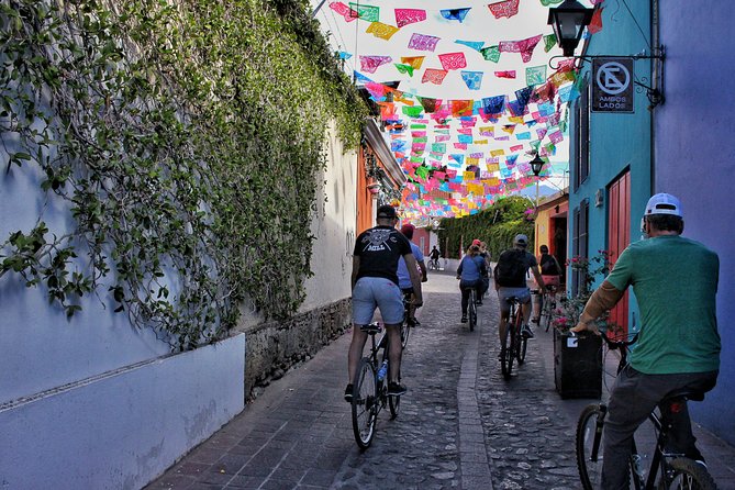 Street Art Bike Ride - Snacks, Water, and a Possible Drink