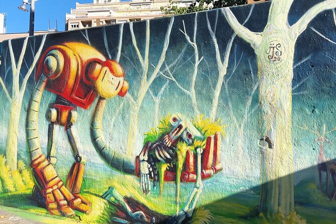 Street Art, Sculptures & Crime Stories Walking Tour – Barcelona - Timing, walking comfort, and practical planning