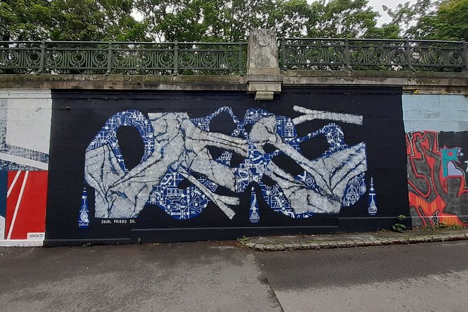 Street Art Tour in Vienna - Friedensbrücke and art that may disappear