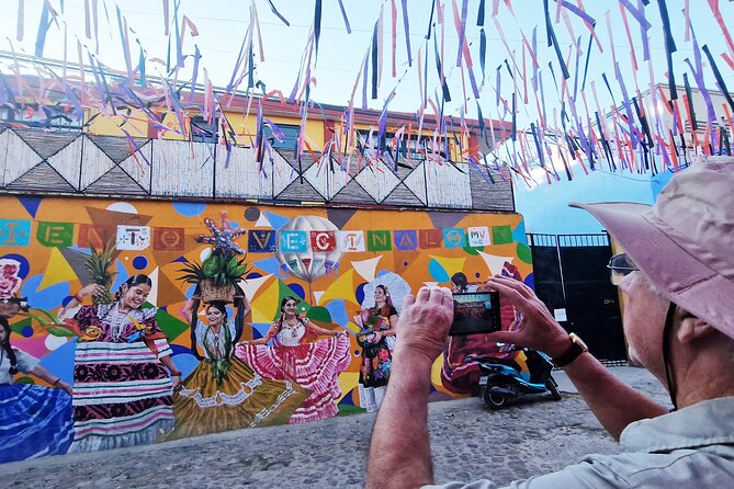 Street Art Tour With An Artist in Oaxaca - What the $43 price gets you