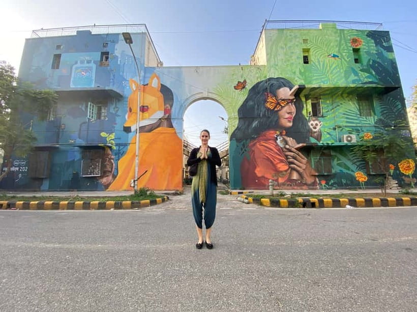 Street Art Walk with Chai & Snack - What this Delhi street art walk is really like