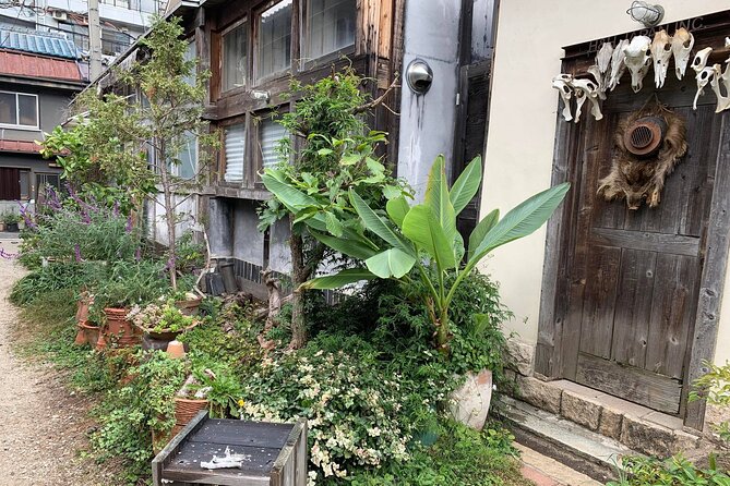 Urban Canvas: Osaka Street Art Bike Tour - What the food and rest stops add