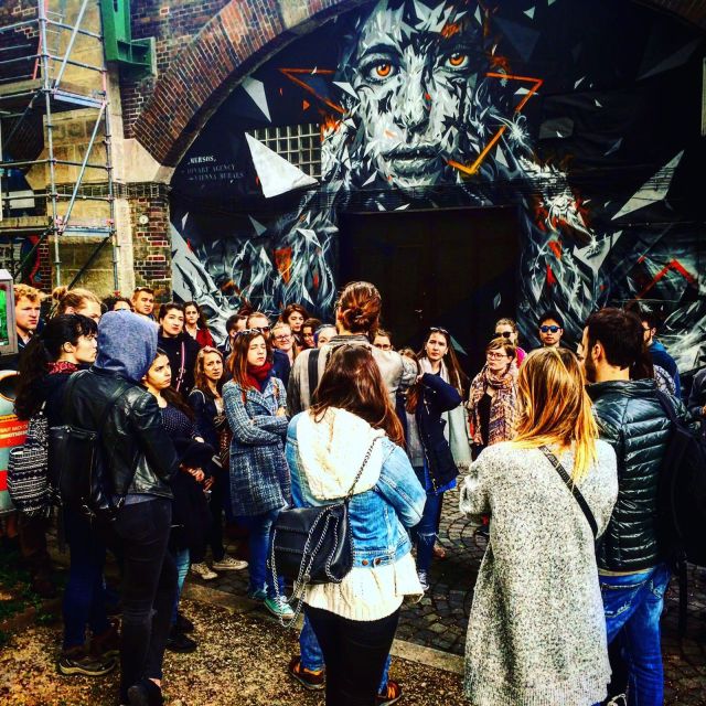 Vienna: 2-Hour Street Art Tour - Practical tips for a smoother evening