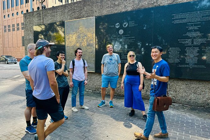 Walking Tour of Houston: History, Architecture, Street Art - City Hall and Hermann Square