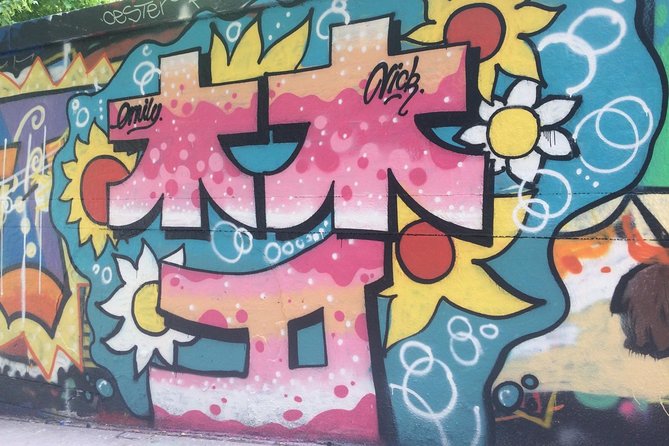 Workshop Graffiti Mural - Why families and teenagers may enjoy it