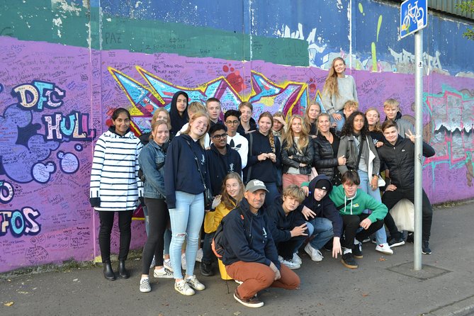 World Famous Private Belfast Troubles Taxi Cab Tour 2 Hour - What the guide can add to the experience