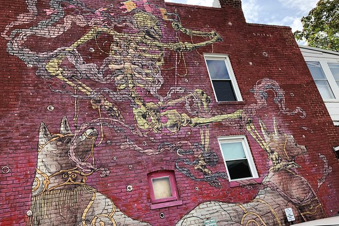 Would I Lie To You? Mural Walks - What a three-mile casual pace means