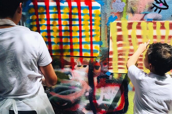 Wynwood Graffiti Experience - The first lesson: dots, lines, and letters