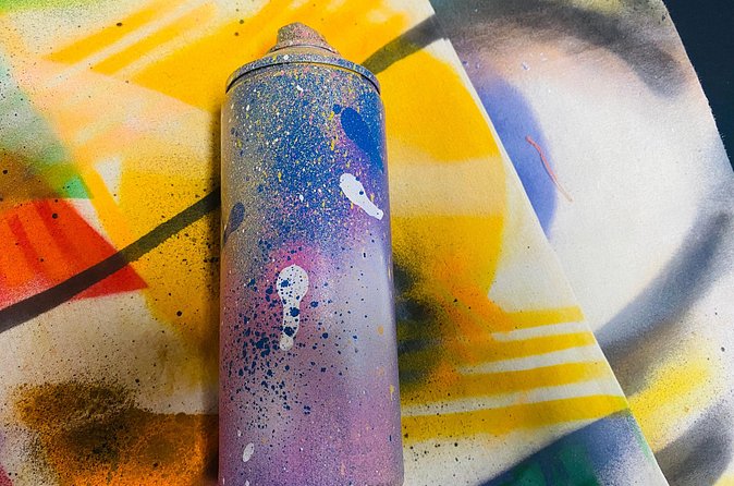 Wynwood Graffiti Spray Paint Station - A Small Group Helps Keep It Manageable
